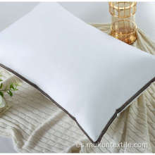 Blanco barato 100% poliéster almohada